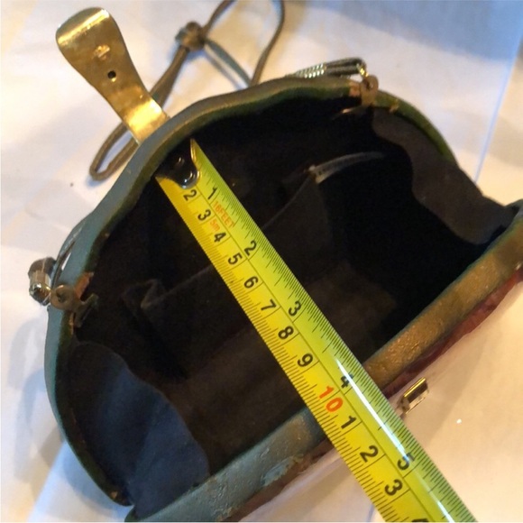 ELKA Hardcase clamshell shoulder strap evening bag clutch - Picture 9 of 15